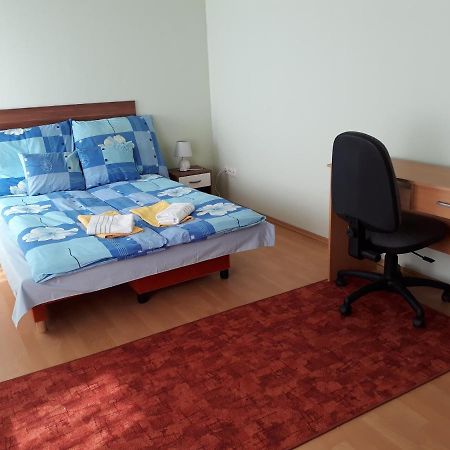 Piac Utcai Apartman Debrecen Eksteriør bilde