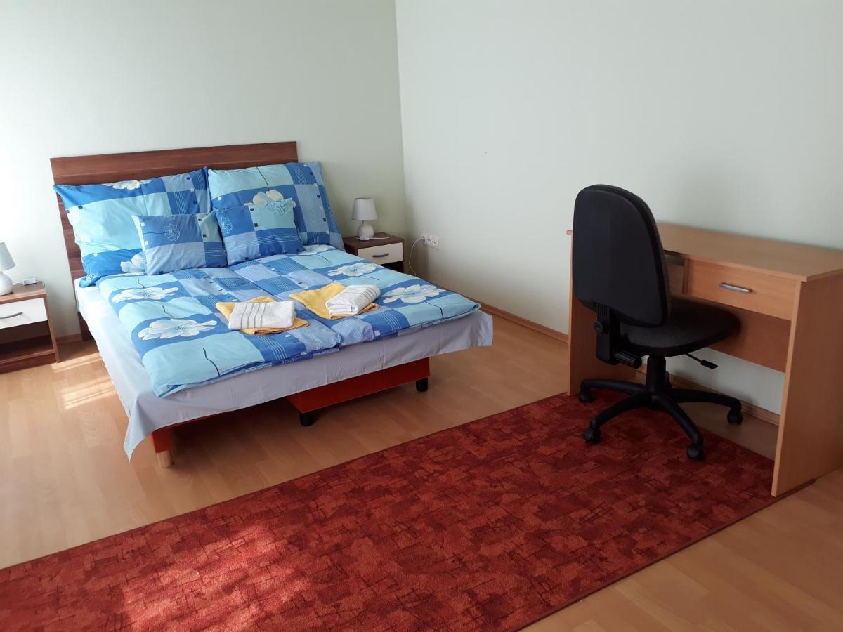 Piac Utcai Apartman Debrecen Eksteriør bilde