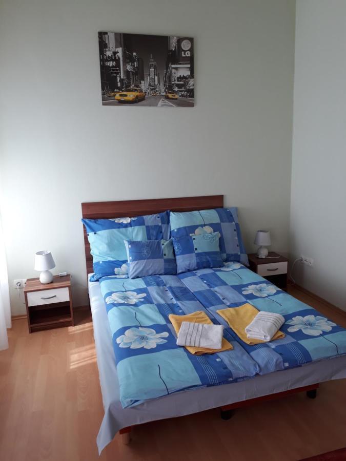 Piac Utcai Apartman Debrecen Eksteriør bilde